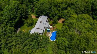 19 Hi Barlow Road, Newtown, CT 06470