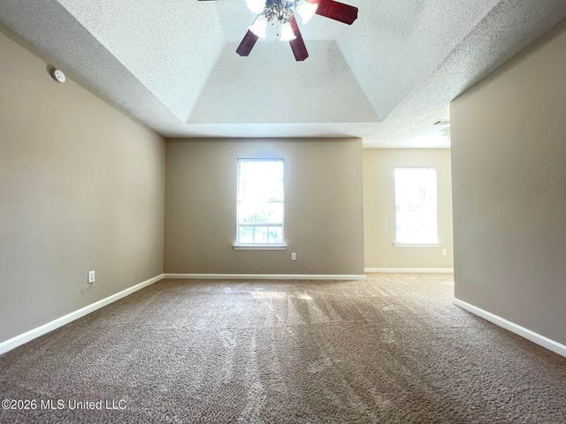 7472 Creekside Drive, Olive Branch, MS 38654
