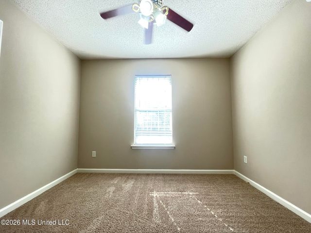 7472 Creekside Drive, Olive Branch, MS 38654