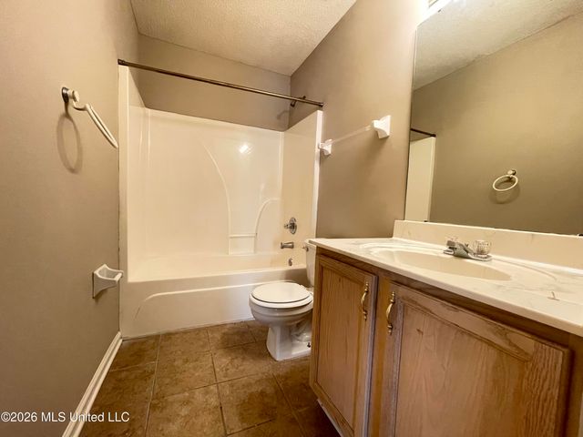 7472 Creekside Drive, Olive Branch, MS 38654