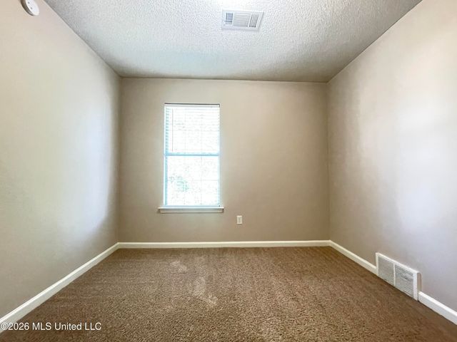 7472 Creekside Drive, Olive Branch, MS 38654