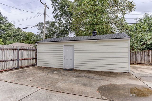 428 E SWAN RIDGE CIR, Memphis, TN 38122