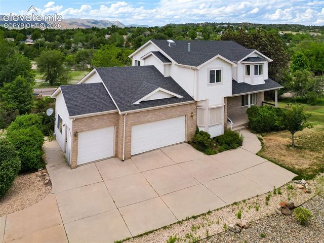 3330 Muirfield Drive, Colorado Springs, CO 80907