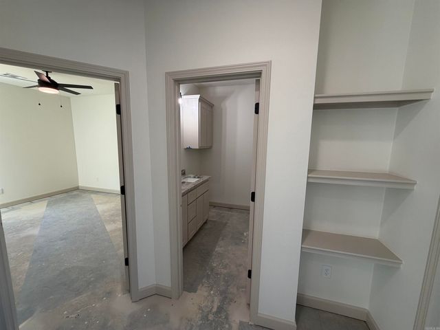 1160 Duke Drive, Bauxite, AR 72011