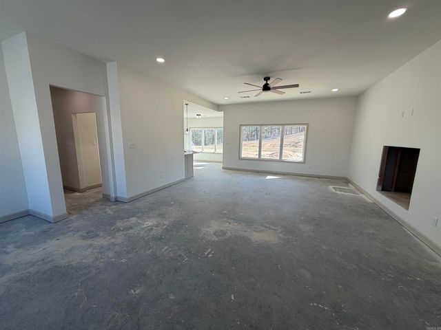 1160 Duke Drive, Bauxite, AR 72011