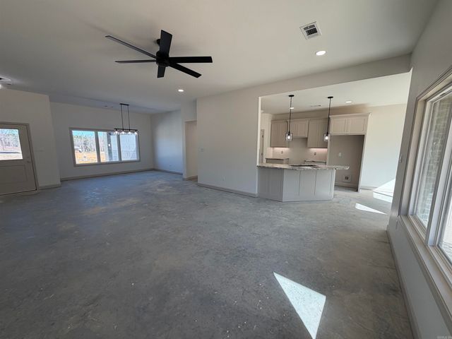 1160 Duke Drive, Bauxite, AR 72011
