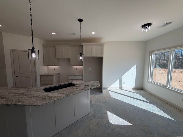 1160 Duke Drive, Bauxite, AR 72011