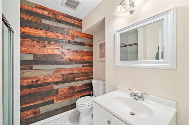 2404 Niagara, Costa Mesa, CA 92626