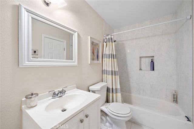 2404 Niagara, Costa Mesa, CA 92626