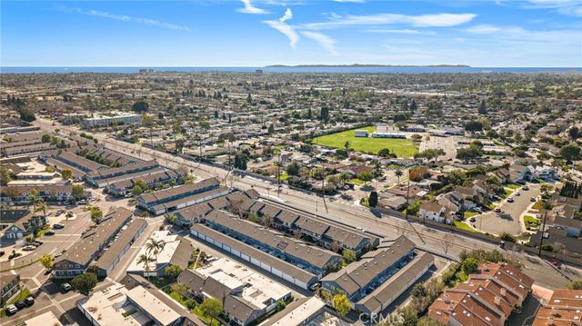 2404 Niagara, Costa Mesa, CA 92626