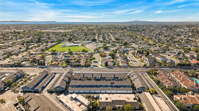 2404 Niagara, Costa Mesa, CA 92626