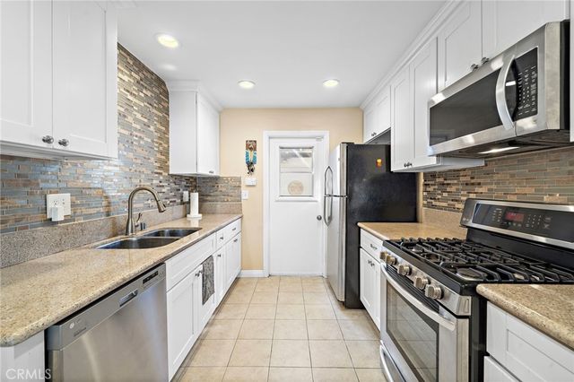 2404 Niagara, Costa Mesa, CA 92626