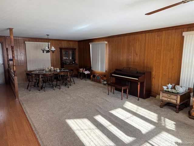 13226 Catalpa Street, Southgate, MI 48195