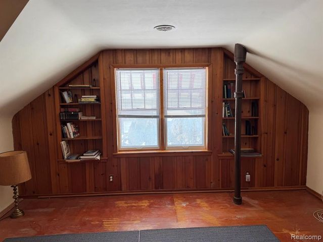 13226 Catalpa Street, Southgate, MI 48195