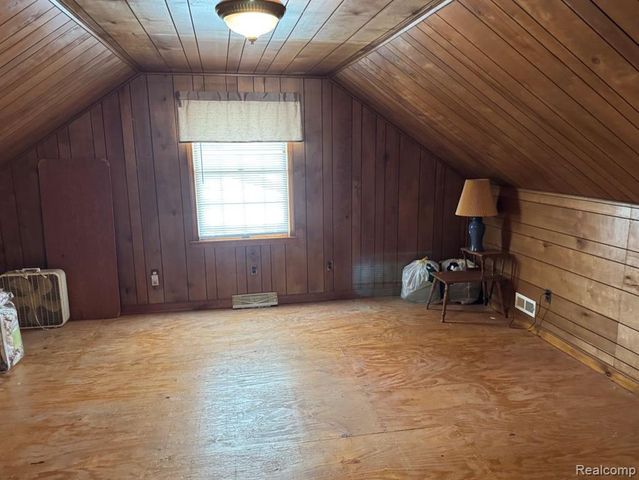 13226 Catalpa Street, Southgate, MI 48195