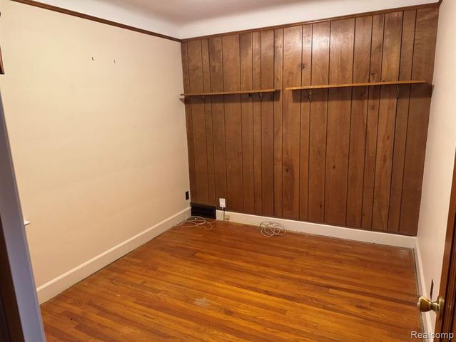 13226 Catalpa Street, Southgate, MI 48195