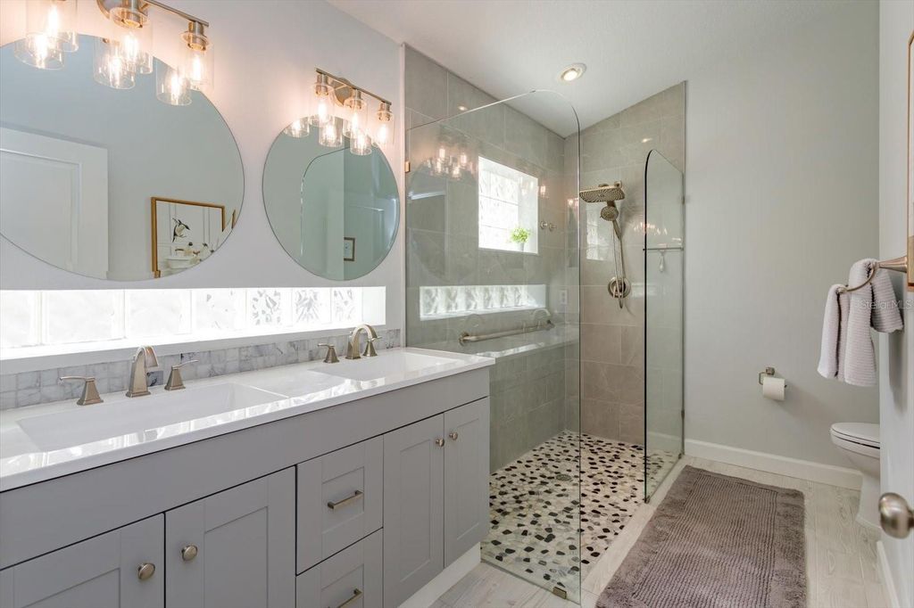 Image 19 of property listing at 2532 VENTURA CIRCLE, West Melbourne, FL 32904