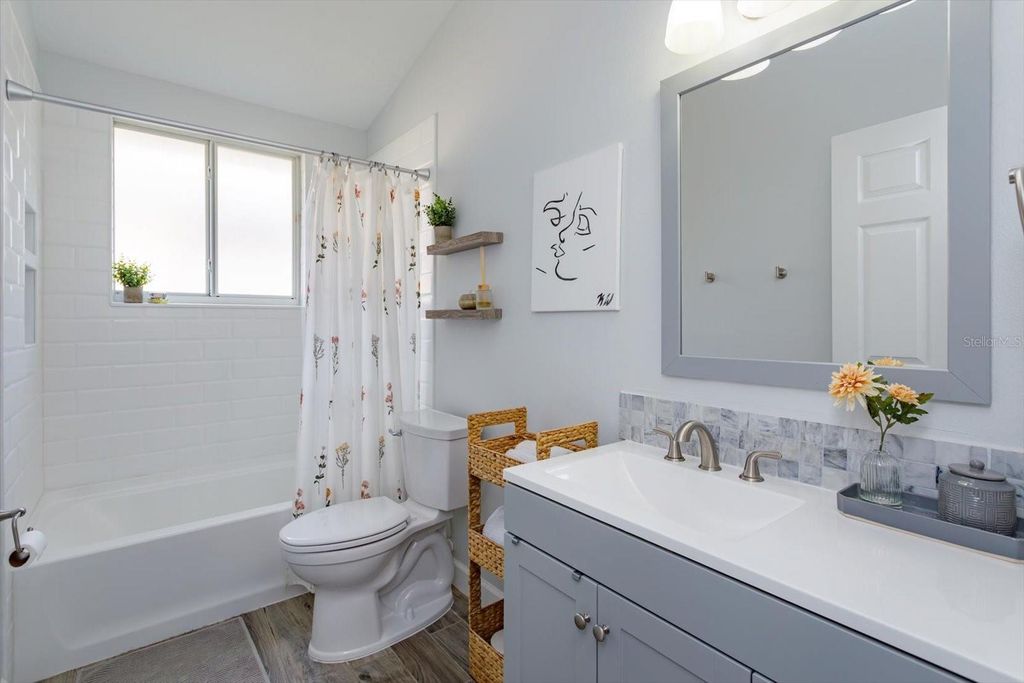 Image 25 of property listing at 2532 VENTURA CIRCLE, West Melbourne, FL 32904