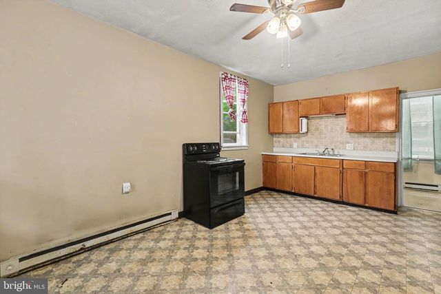 111 HARRISBURG ST, East Berlin, PA 17316