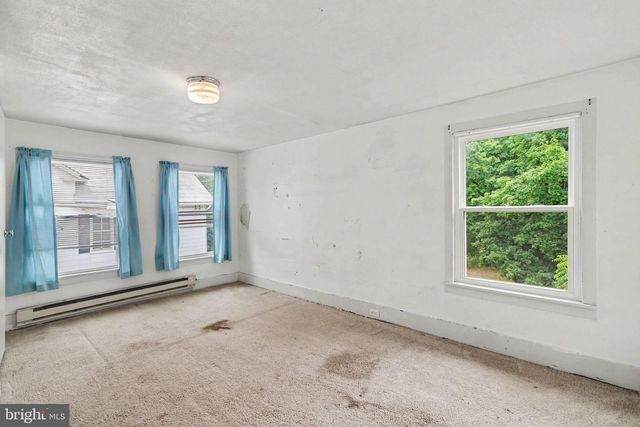 111 HARRISBURG ST, East Berlin, PA 17316