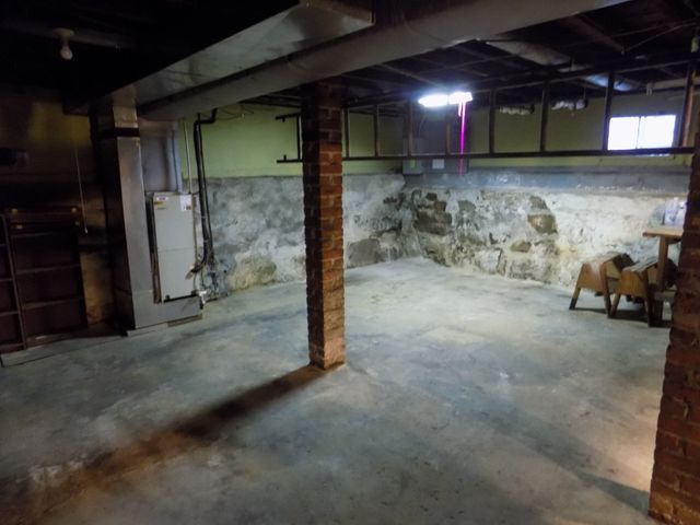 1346 President Ave., Fall River, MA 02720