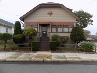 1346 President Ave., Fall River, MA 02720