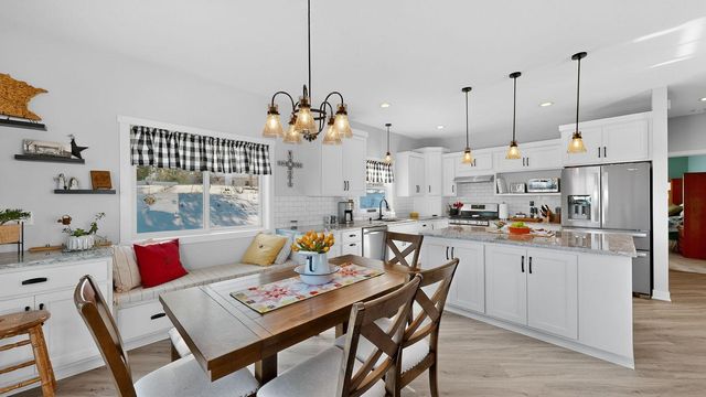 1013 Eagle Vista Lane, Lake City, MN 55041