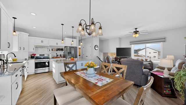 1013 Eagle Vista Lane, Lake City, MN 55041