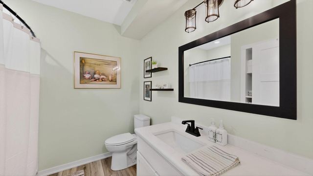 1013 Eagle Vista Lane, Lake City, MN 55041