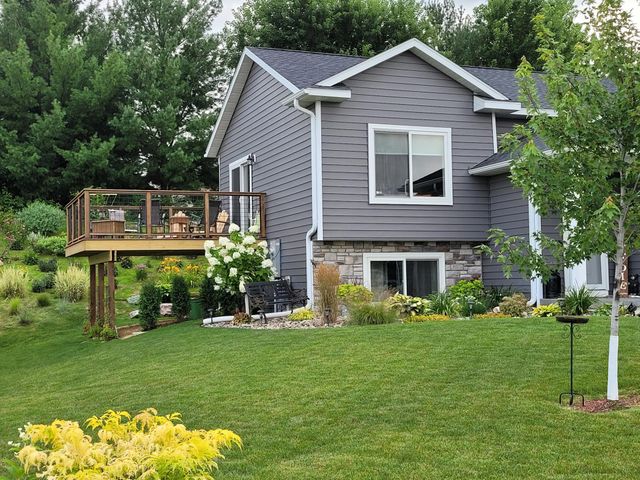 1013 Eagle Vista Lane, Lake City, MN 55041