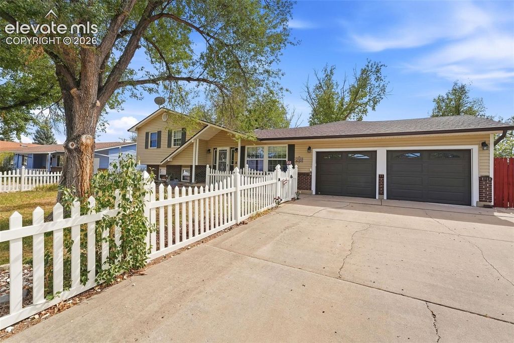 7450 Caballero Avenue, Colorado Springs, CO 80911 — photo 3