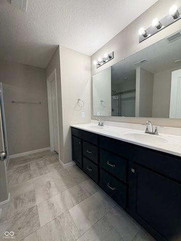 7265 Bailow Lane, Mccordsville, IN 46055