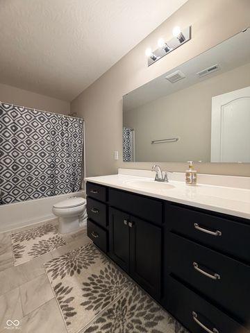 7265 Bailow Lane, Mccordsville, IN 46055