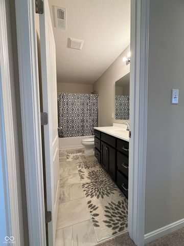 7265 Bailow Lane, Mccordsville, IN 46055