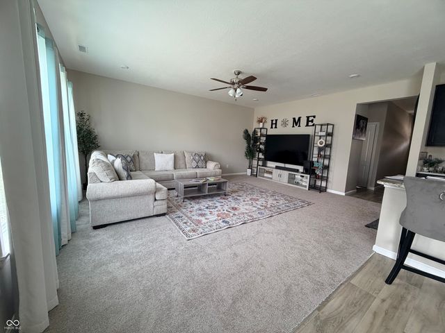 7265 Bailow Lane, Mccordsville, IN 46055