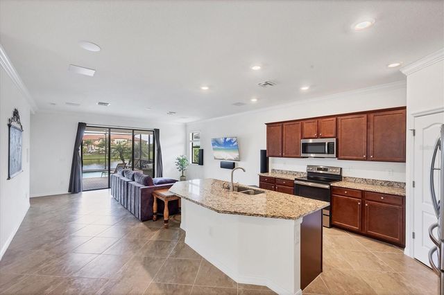 10061 COZY GROVE DRIVE, Venice, FL 34293