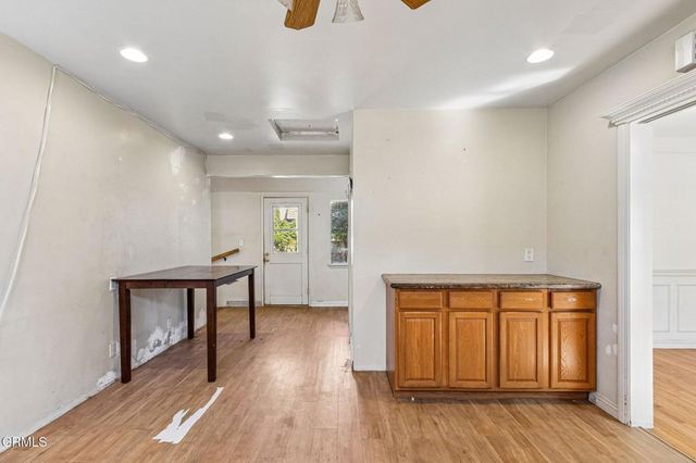 4803 Burgoyne Lane, La Canada Flintridge, CA 91011