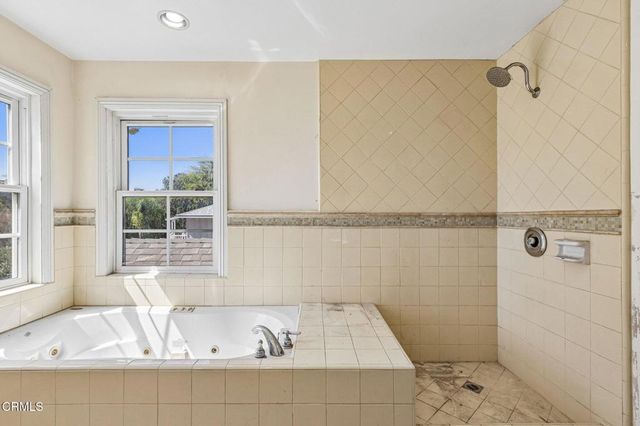 4803 Burgoyne Lane, La Canada Flintridge, CA 91011