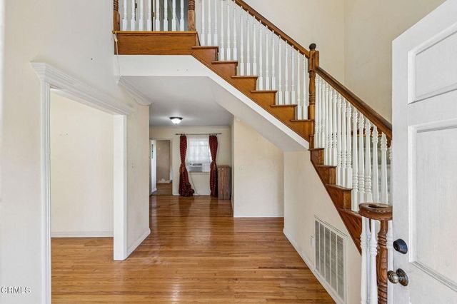 4803 Burgoyne Lane, La Canada Flintridge, CA 91011