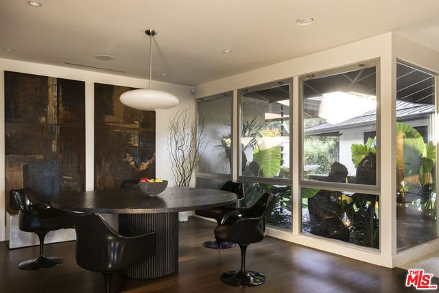 10965 Wrightwood Lane, Studio City, CA 91604