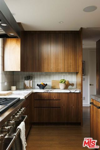 10965 Wrightwood Lane, Studio City, CA 91604