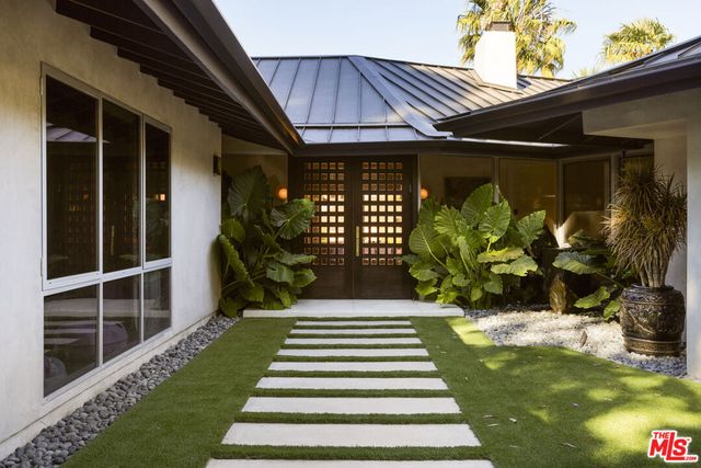 10965 Wrightwood Lane, Studio City, CA 91604