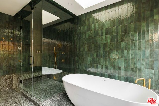 10965 Wrightwood Lane, Studio City, CA 91604