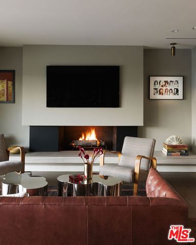 10965 Wrightwood Lane, Studio City, CA 91604