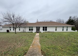 910 Panorama Loop, Waxahachie, TX 75165