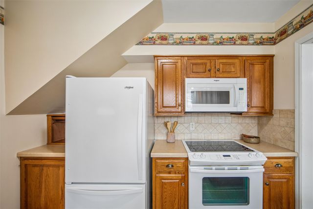 5716 Kingman Avenue, Des Moines, IA 50311