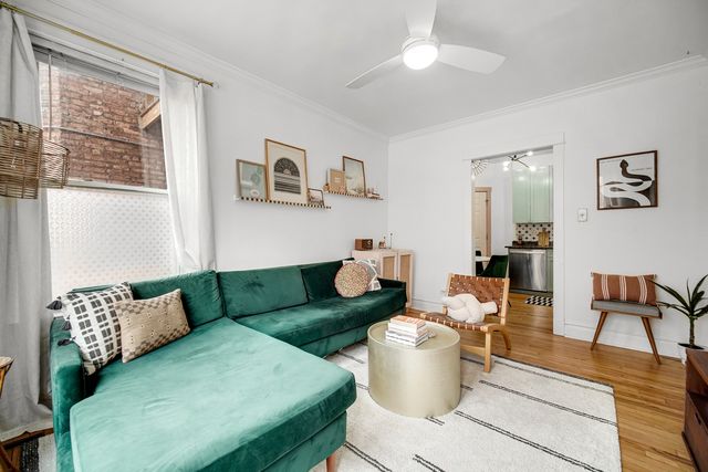 836 W LAKESIDE Place 1W, Chicago, IL 60640