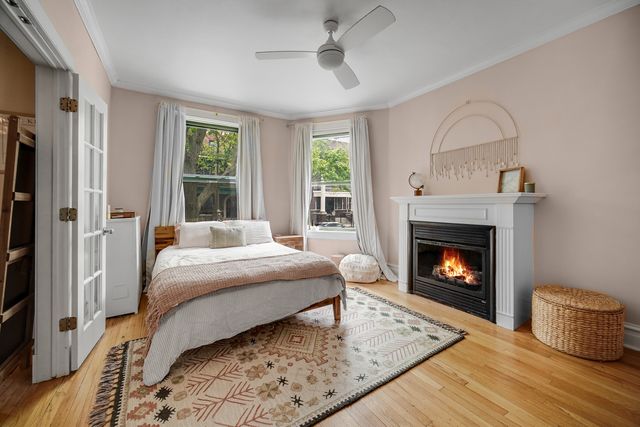 836 W LAKESIDE Place 1W, Chicago, IL 60640