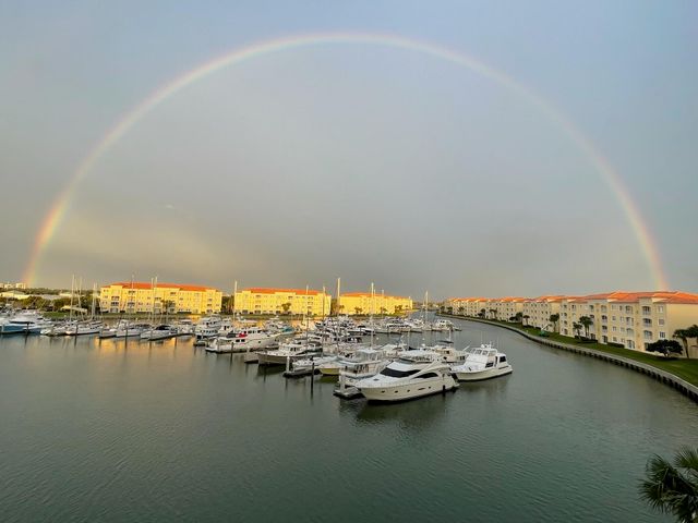 13 Harbour Isle Drive W Ph2, Fort Pierce, FL 34949