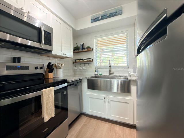 439 S PAULA DRIVE 103, Dunedin, FL 34698